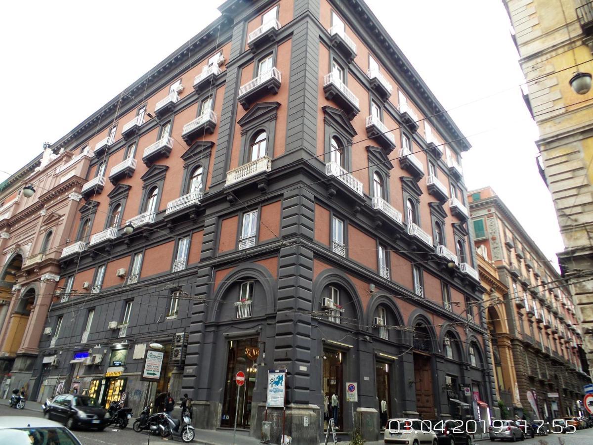 B&B Galleria Principe Di Napoli Ngoại thất bức ảnh