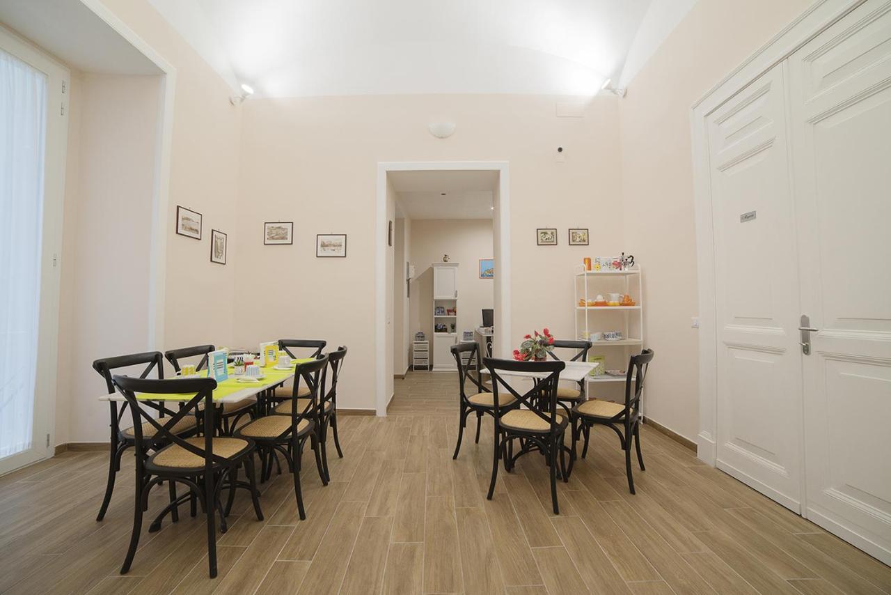 B&B Galleria Principe Di Napoli Ngoại thất bức ảnh